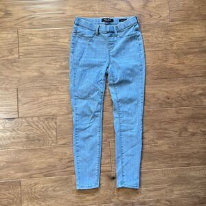 Judy Blue Jeans Women's Size 7/28 Pull On Jegging Skinny Fit Light Wash